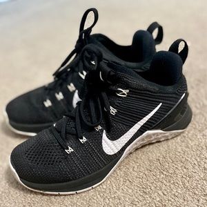 Nike metcon 4’s like new NWOT training sneaker